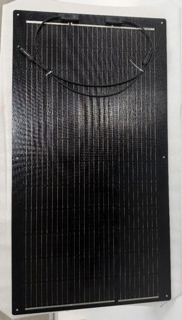 100W 18V painel solar flexível leve e preto off-grid para Rvs, iates, camping e varandas