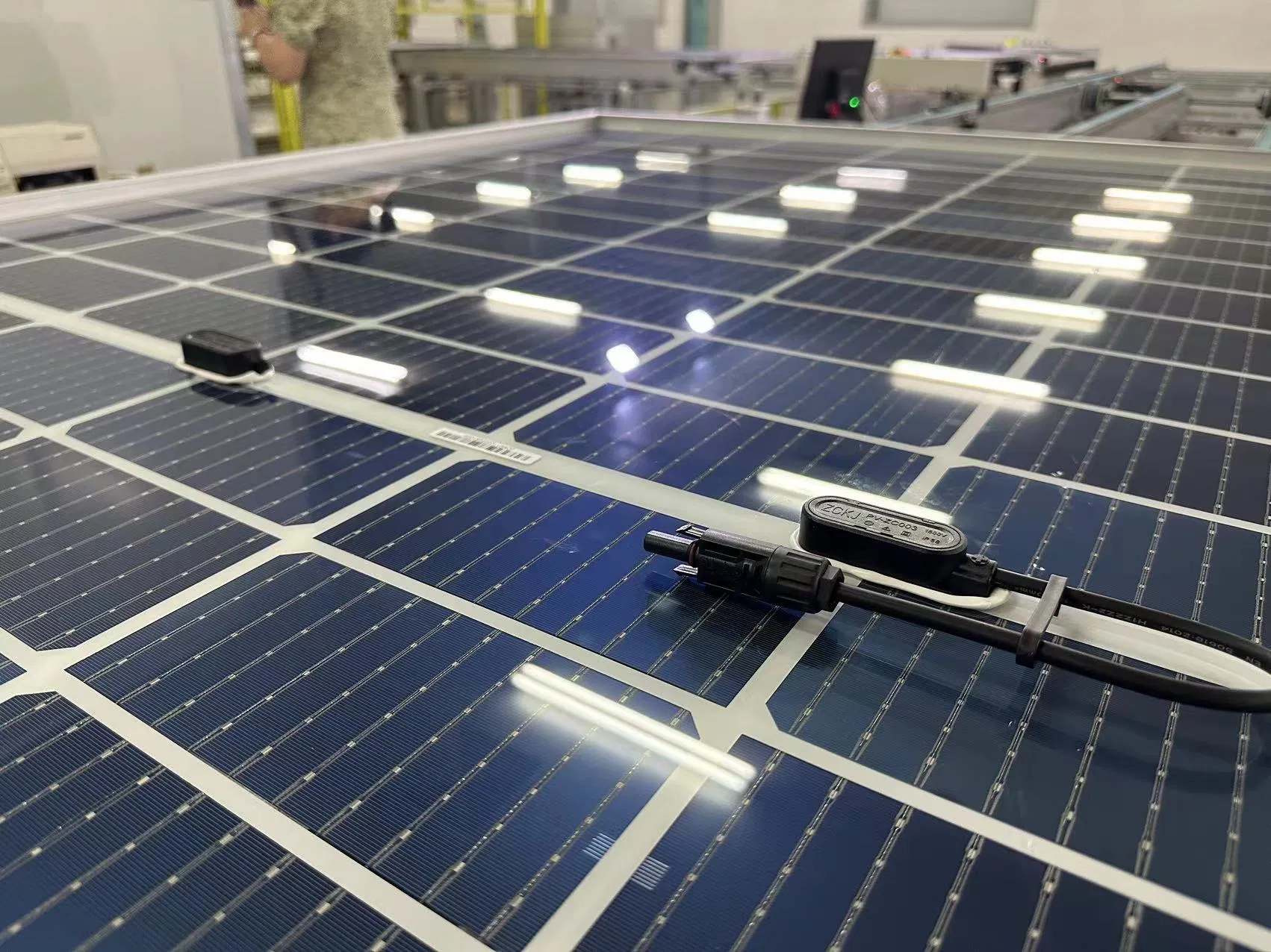 Jinko Longi Trina 700W 720W Painel Solar Bifacial Painel de Vidro Duplo Solar para Sistema Solar 550W 580W 750W