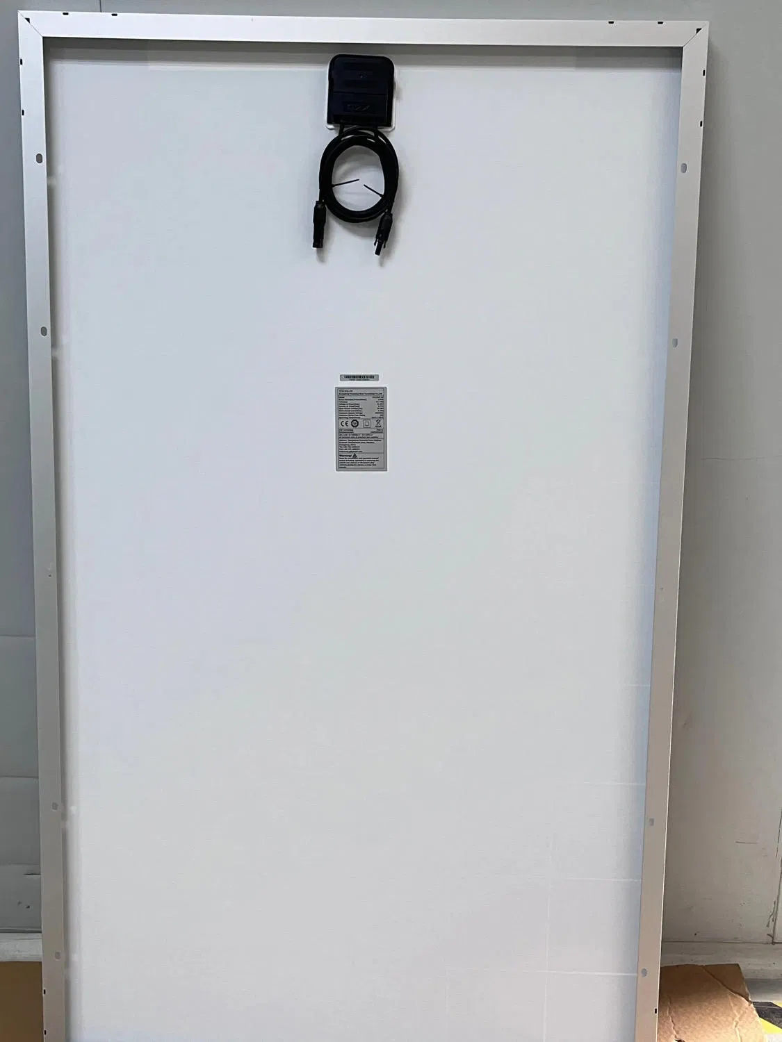 310W Painel Solar de Silício Policristalino com Estrutura de Alumínio Tipo N Perc para Tecnologia 19% Eficiência