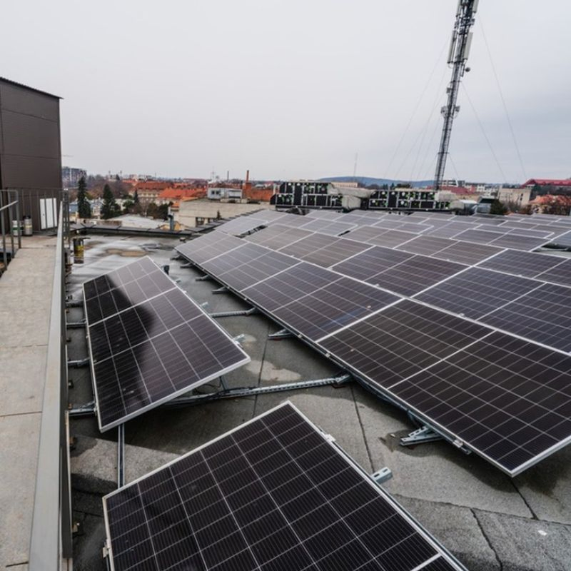 Tecnologia Avançada 580W Painel Solar para Sistemas Fotovoltaicos Comerciais e Industriais