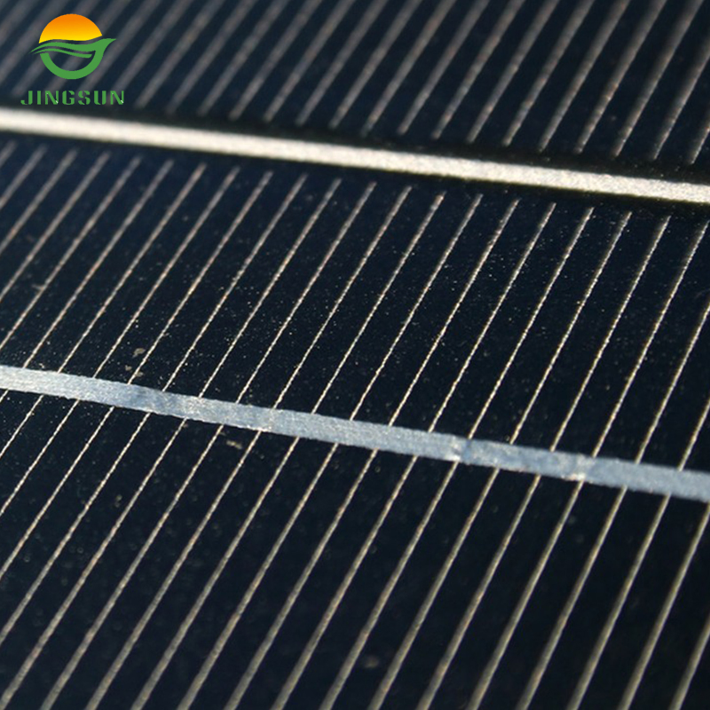 Chegada Nova da Jingsun em Estoque Painel Solar Bifacial Vidro Duplo 580-605W para Sistema de Energia PV Comercial Industrial