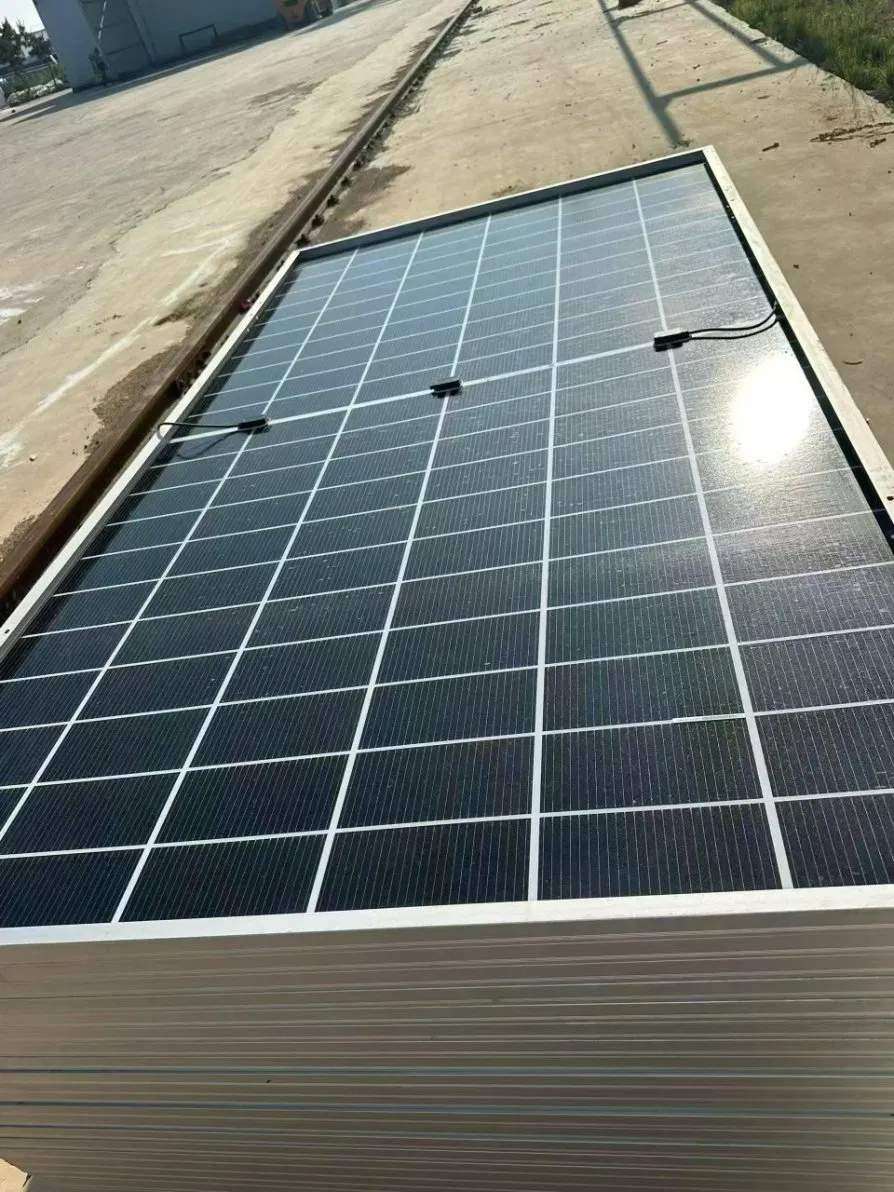 Preço Atacadista 580W 620W 630W Painel Solar Bifacial de Meio Célula para Telhado Comercial