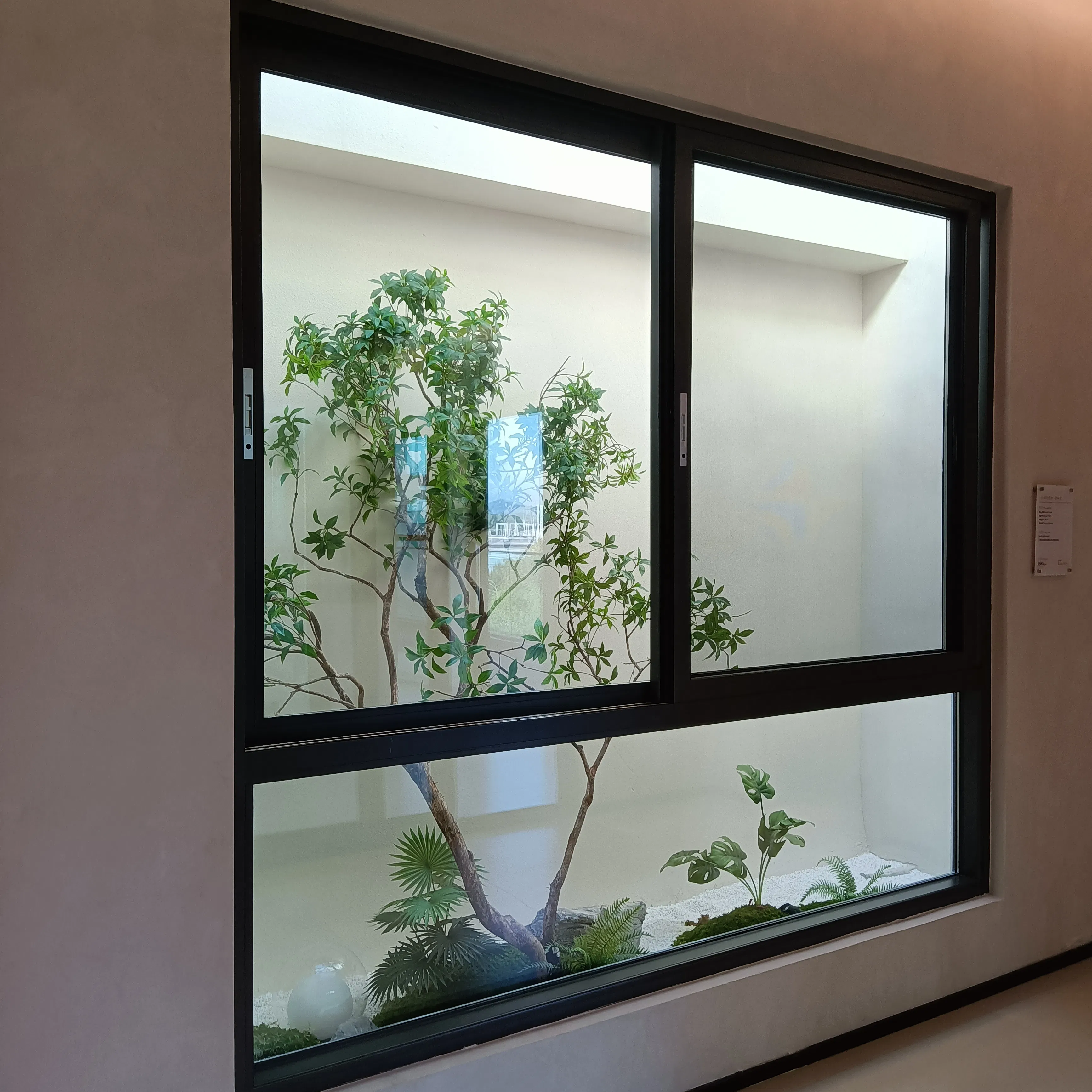 Customized Design Aluminum Sliding Window with Flyscreen for Residential Custom Size Two Open Modes Customer Color Choice