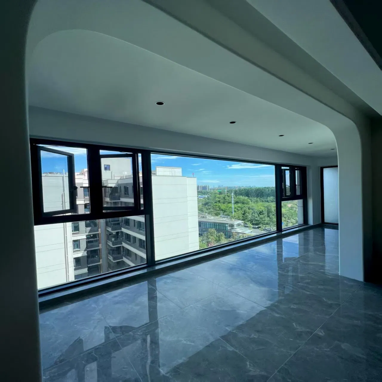 China Customize Winstar As2047 Seamless Welded New Processing Technology Modern Aluminum Swing Casement Sliding Folding Glass Metal Folding Window and Doors