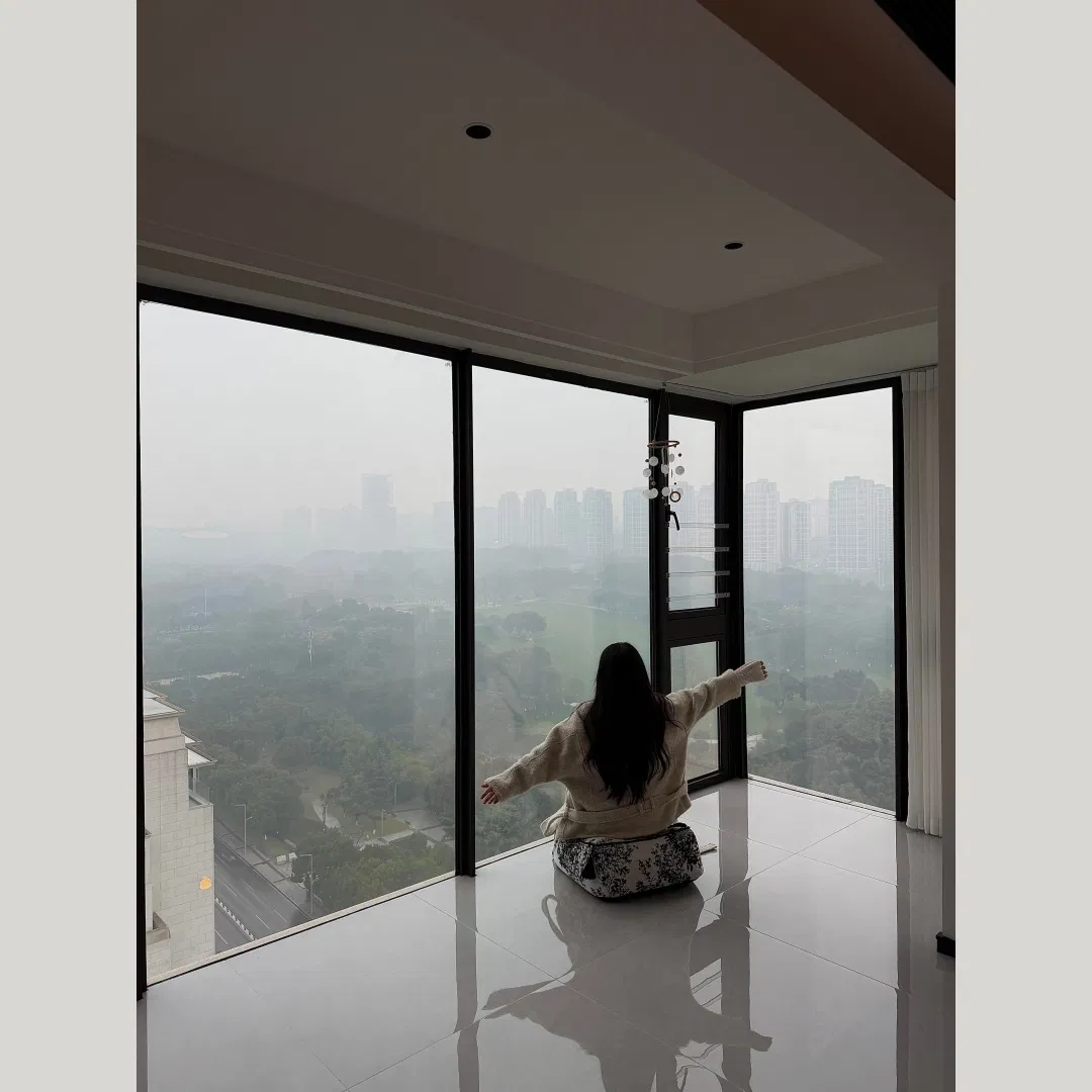 OEM Metal Glass Aluminum Window Special Shape Irregular Metal Frame Non Standard Custom Processing for Special Architectural Engineering