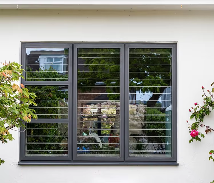 RG65 1.8mm Heavy Duty Thermal Break Aluminum CasementWindow Triple Glazed Double Silver Low-E Glass Swing Door For Villa Project