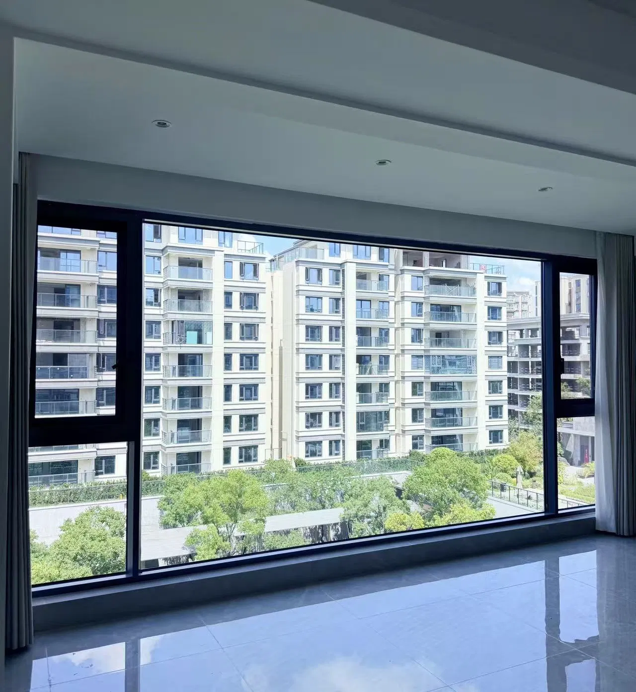 Black Grey White Frame Aluminum Outward Casement Window Modern Architectural Window