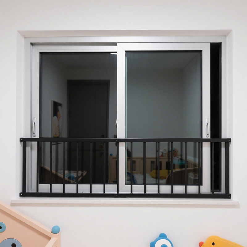 Aluminum Double-layer Tempered Glass Windows and Aluminum Sliding Windows Are Suitable for Family Apartments with Grille Designs