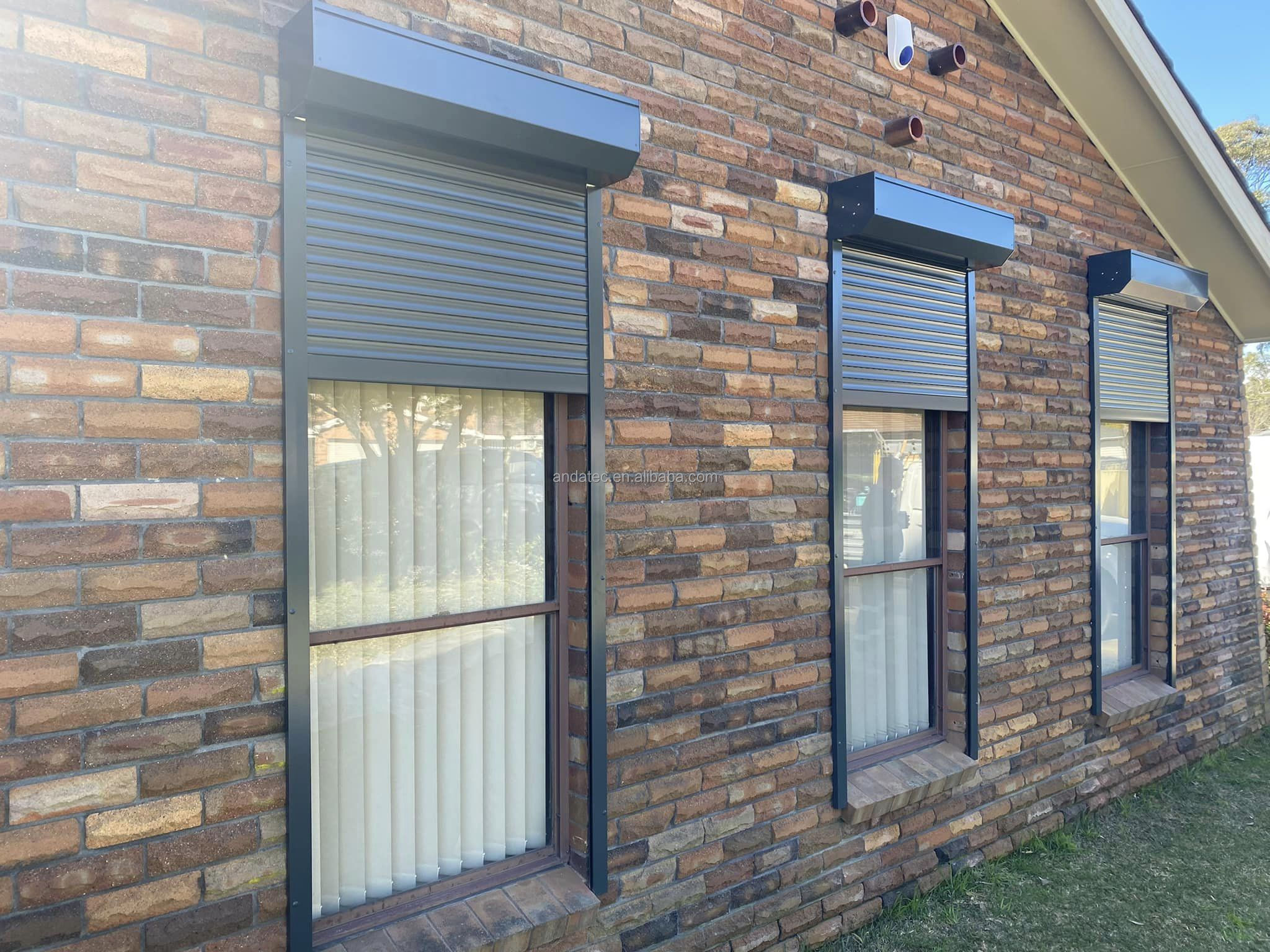 Aluminum roller shutter view 4