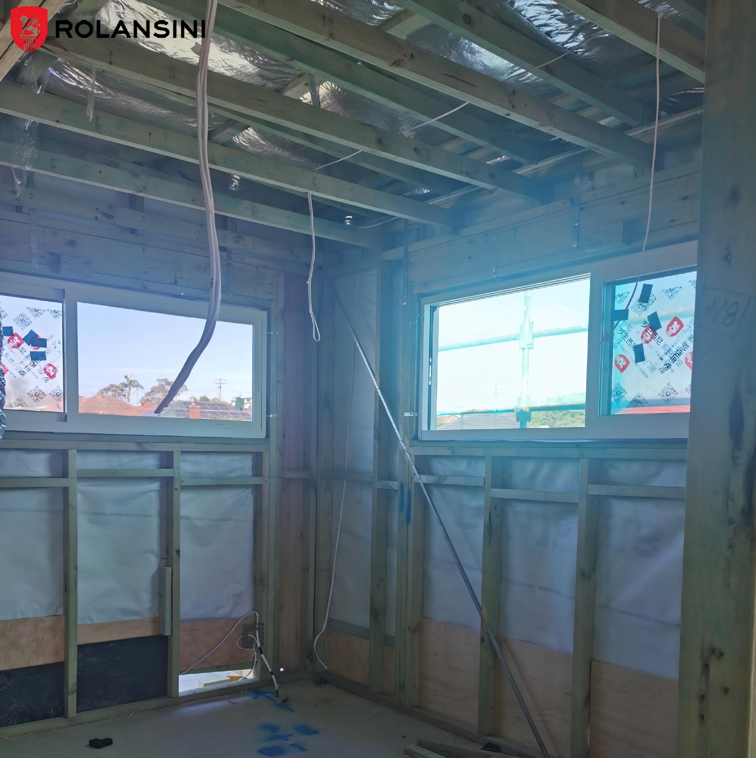 Extensive Engineering Experience Villas Hotels Project Sliding Louver Window Thermal Break Customized Aluminum Sliding Door