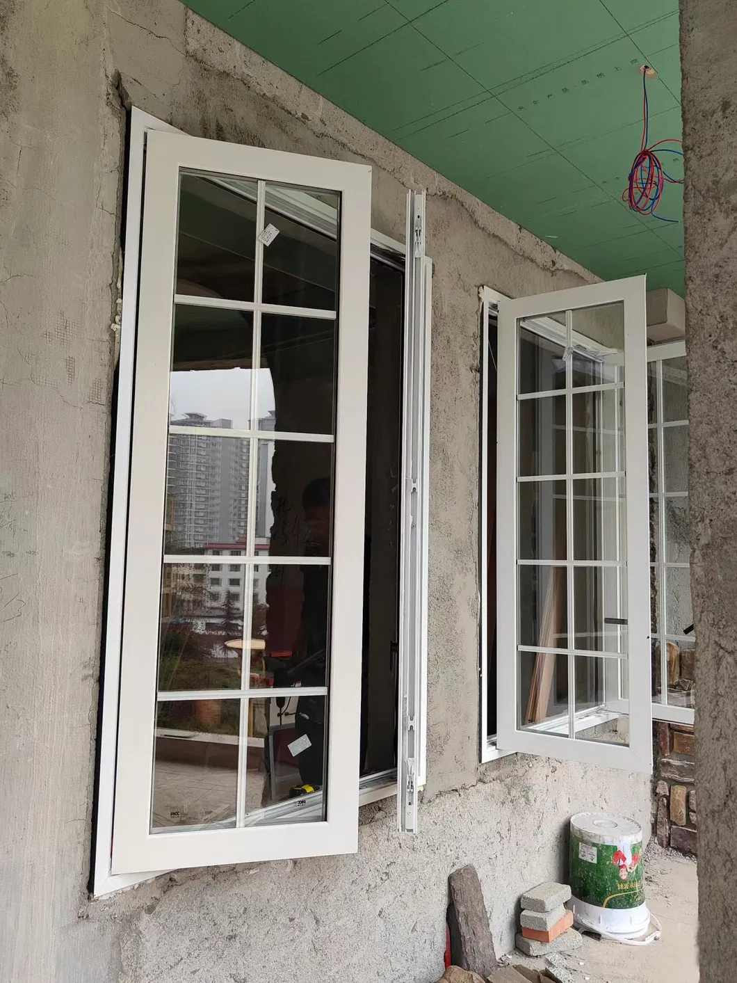 Aluminum Window and Door Casement/Sliding / Awning with Thermal Break U-Vales0.2 in Modern Design
