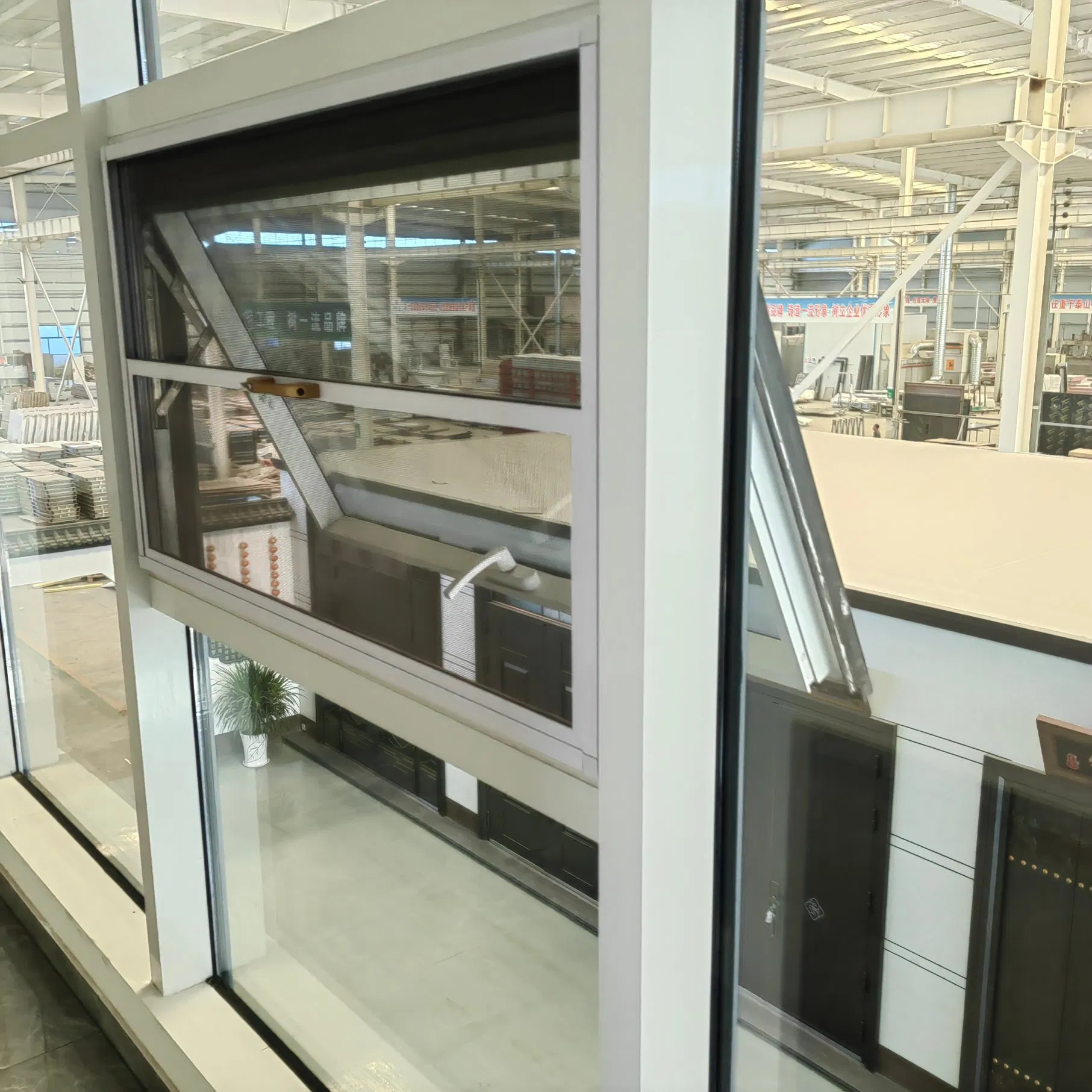 Stylish Aluminum Alloy Windows for Contemporary Architectural Designs