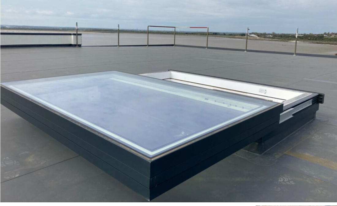 American Modern Design Automatic RV Skylight Window Aluminum Alloy Sliding Smart Operable Double Tempered Glass Apartment Villa
