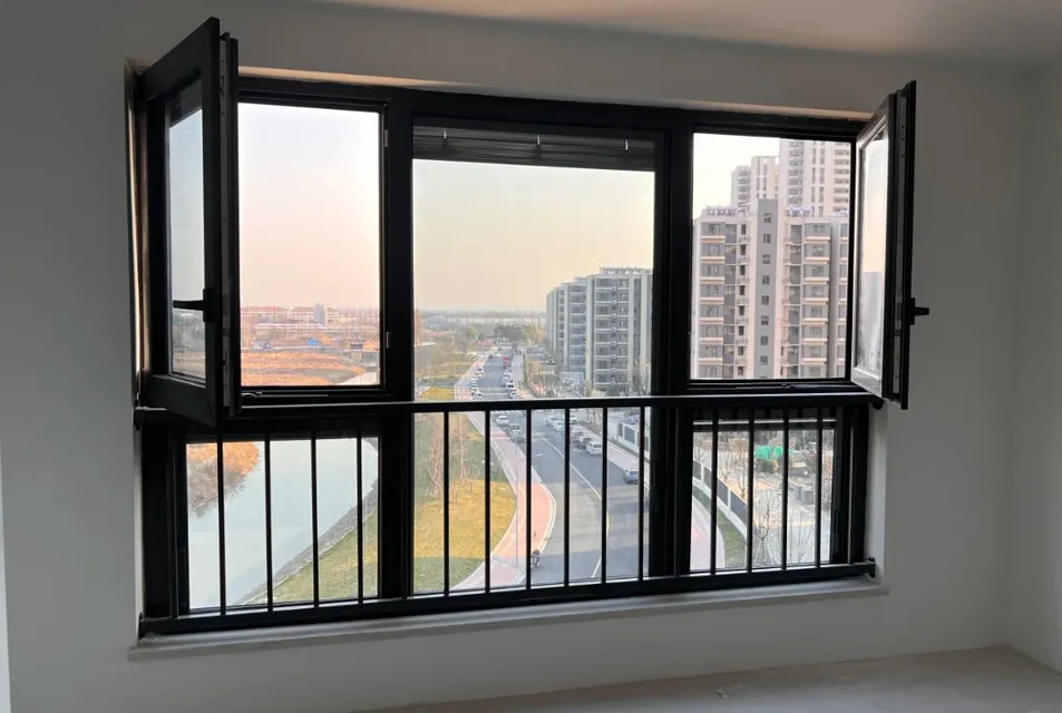 Energy-Efficient Aluminum Alloy Window for Modern Home Design