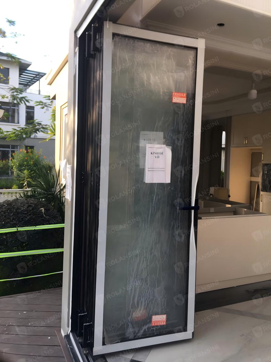 78 Series Double Glazed Hurricane Impact Bifold Doors Detail 2