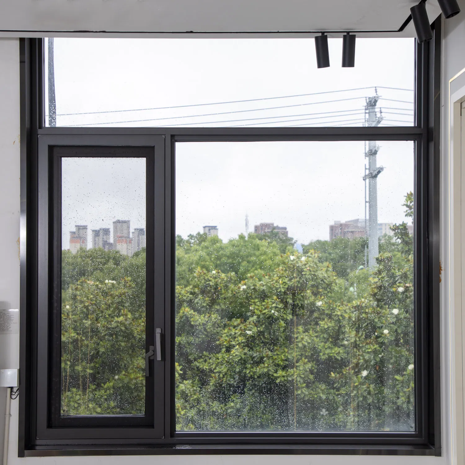 Modern Aluminum Folding Sliding Window with Double Glass and Energy Efficient