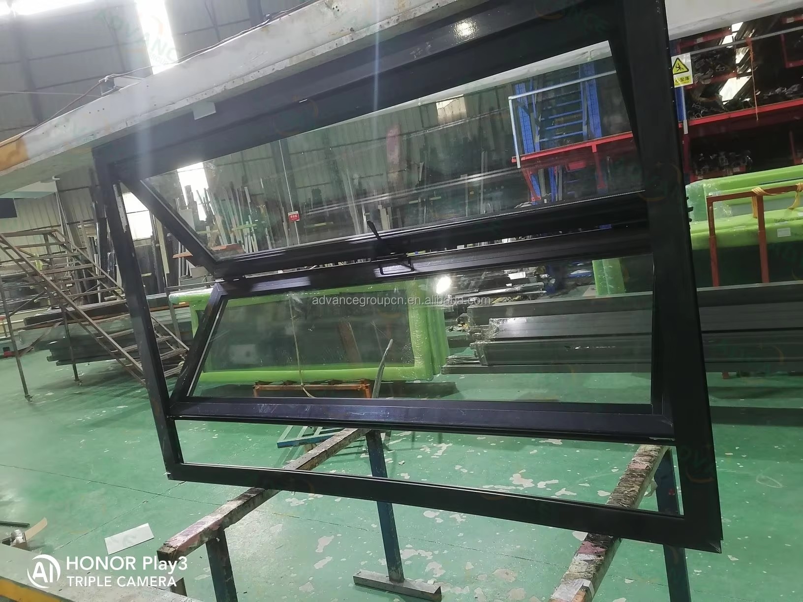 Folding Window Tracks