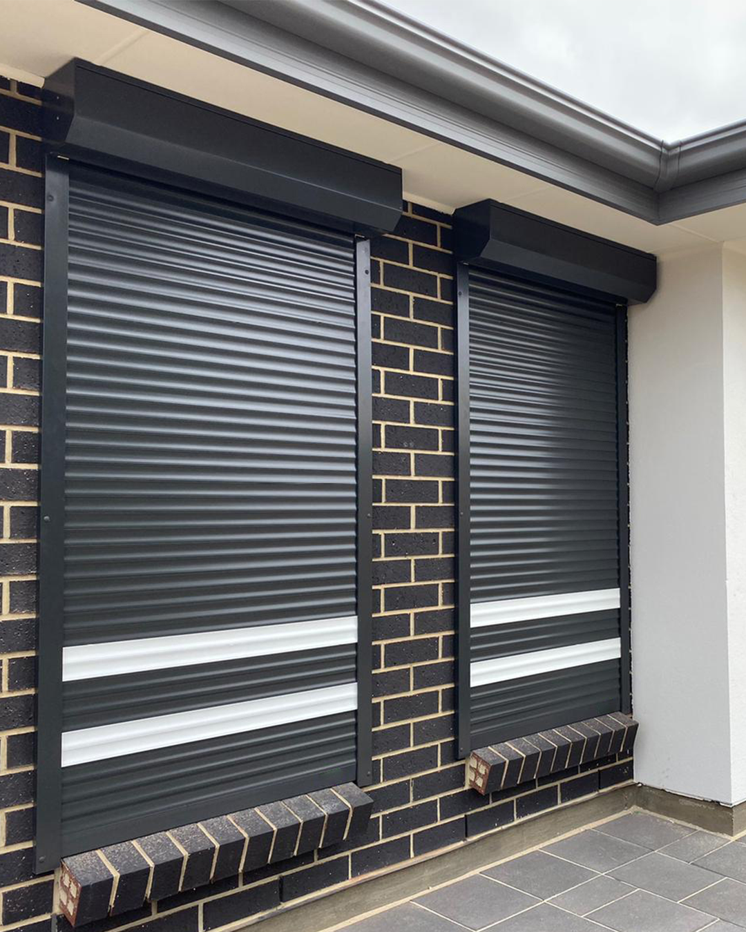 Automatic Motorized Aluminum Electric Roller Shutter Window Industrial Design Style Horizontal Rolling Shutters Window