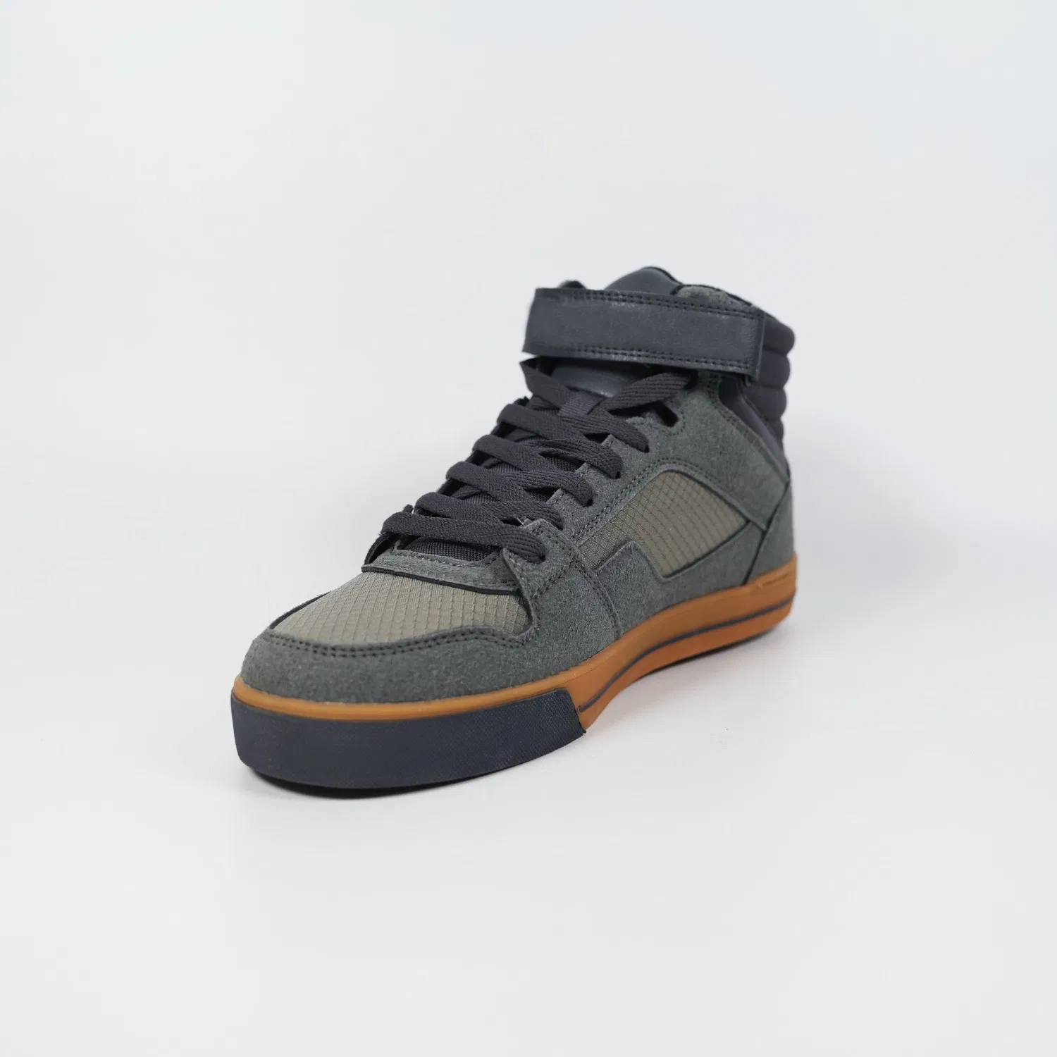 Comfortable Winter Boots for Men with Warm Lining and All-Day Wear