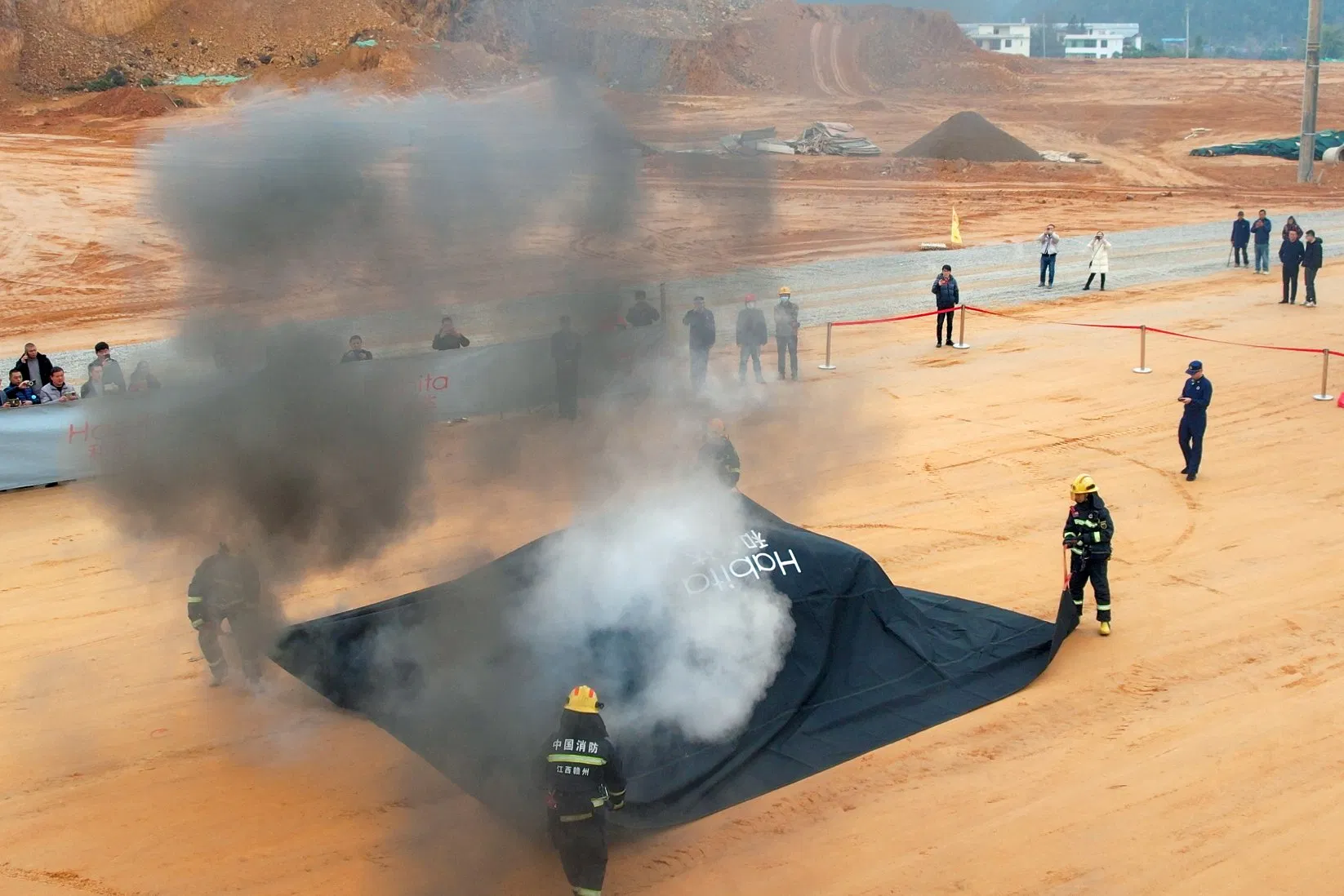 Premium EV Fire Blanket 6 X 9m for Car Safety Emergency Use