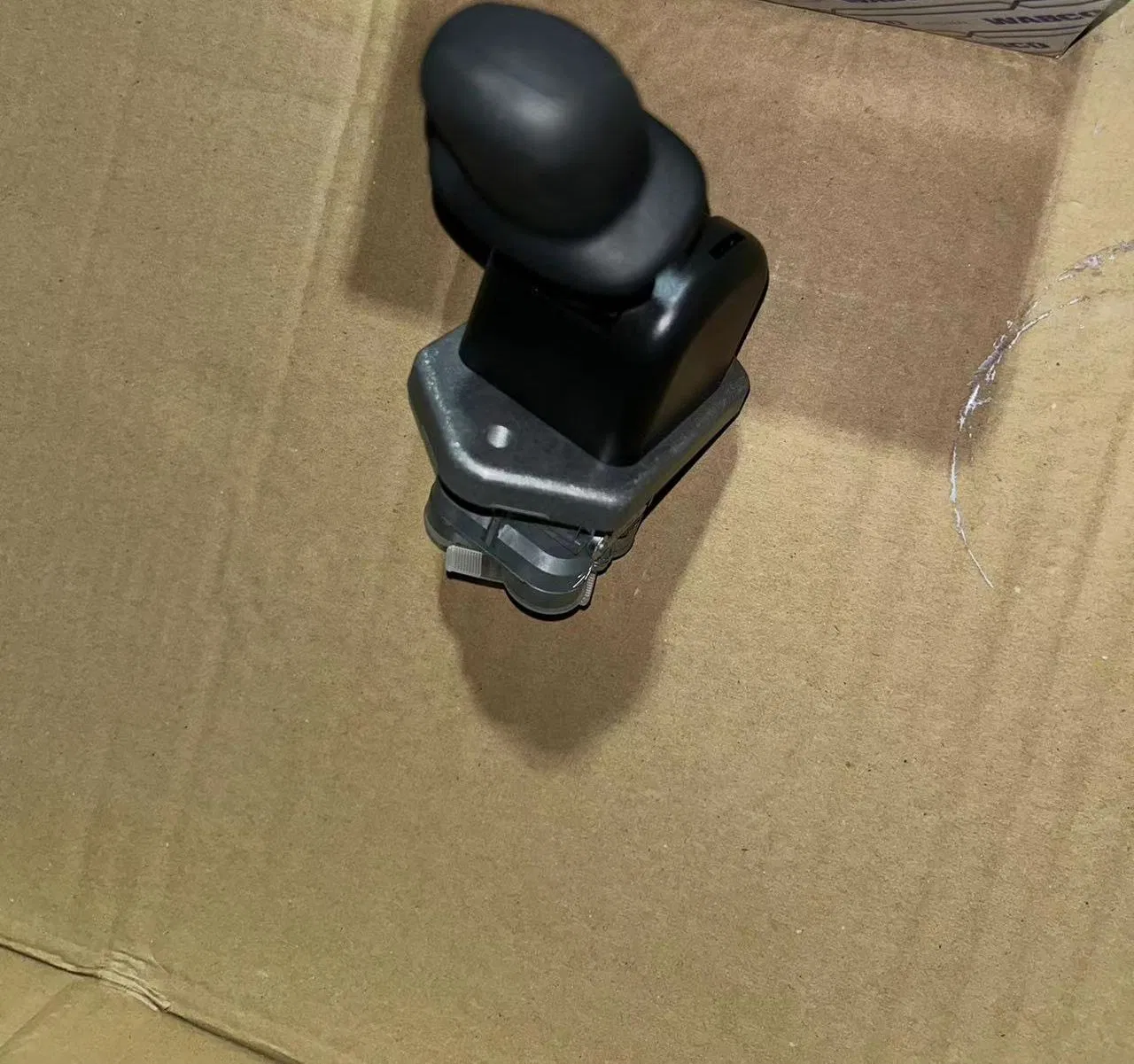 Reliable Parking and Additional Valve for Heavy-Duty Vehicles