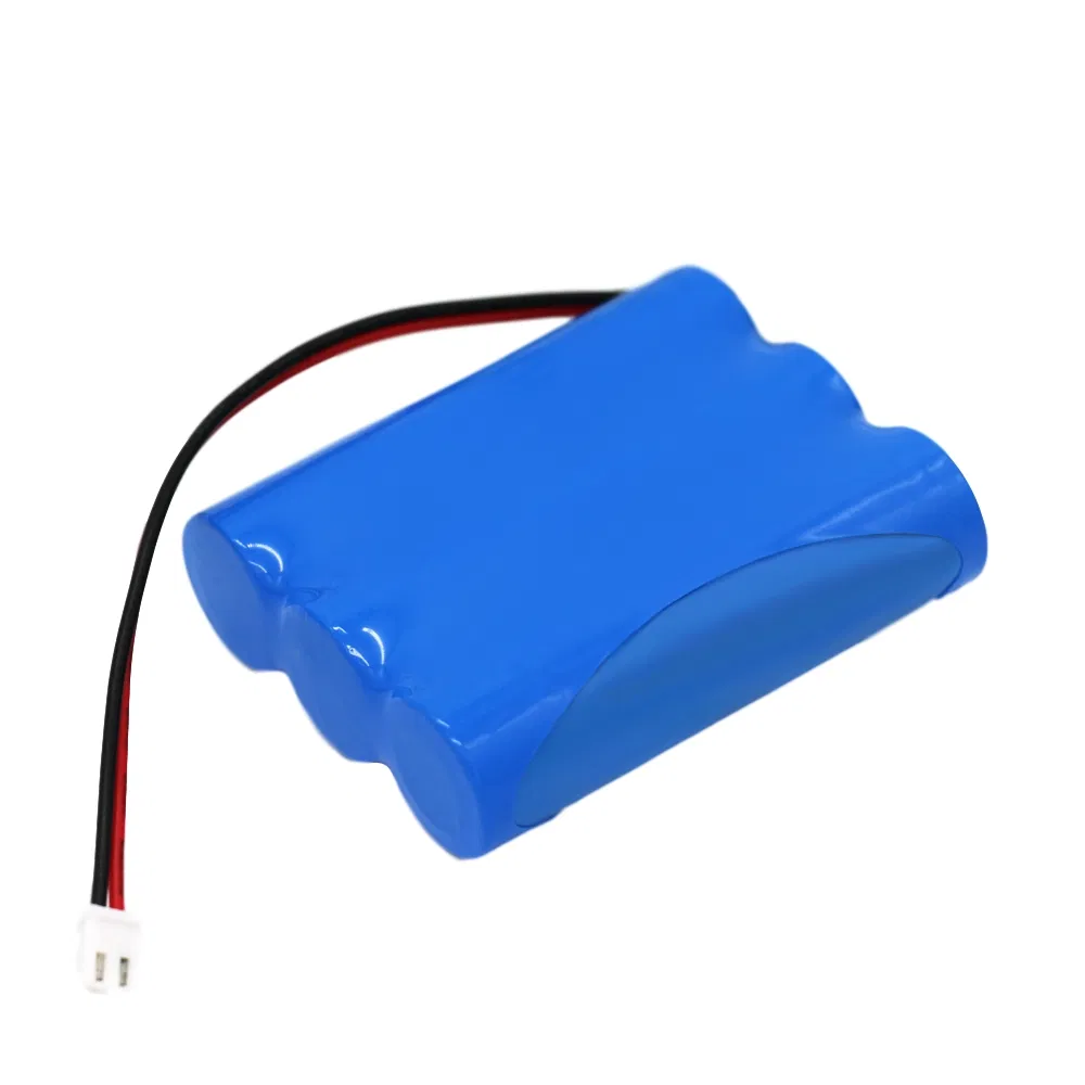 Compact and Lightweight Battery Solution for Mobile Health Units