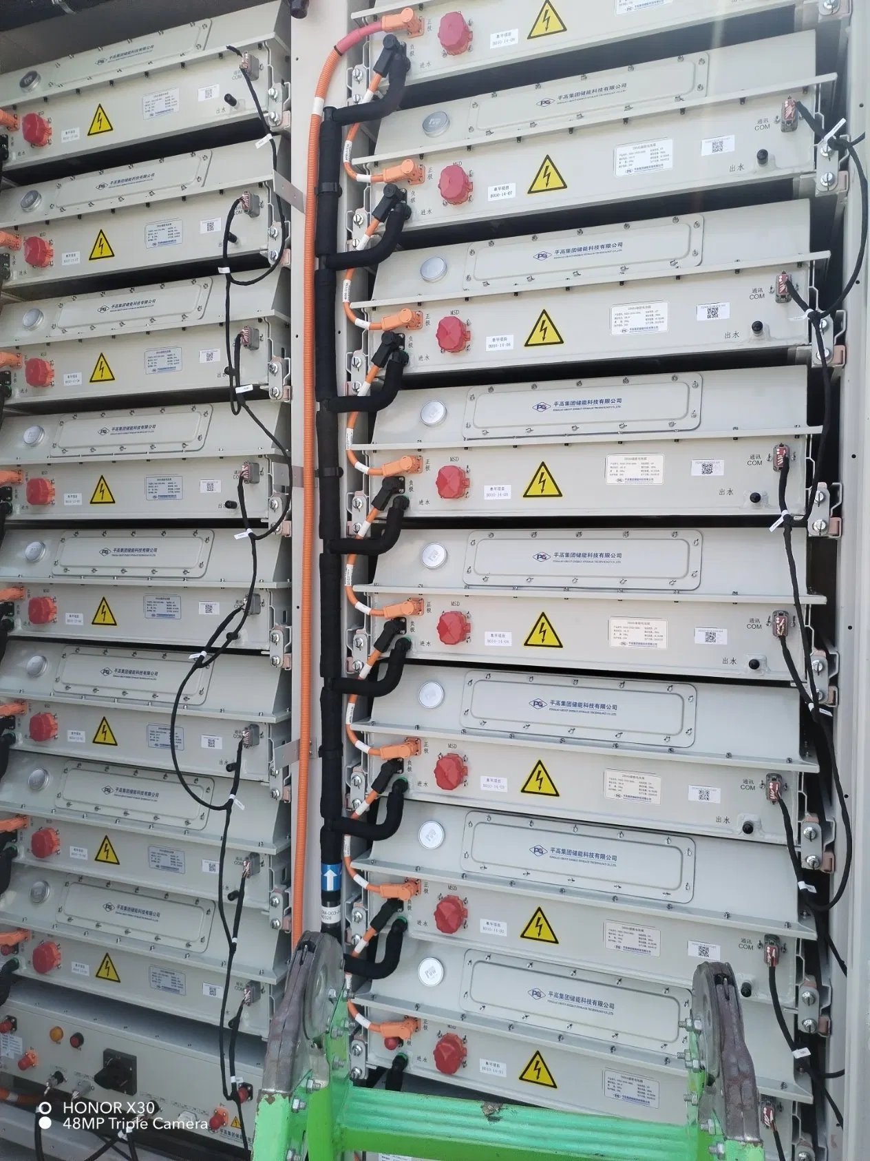 CE Certified 6.7mwh Advanced Thermal Management Container Energy Storage System with Liquid Cooling