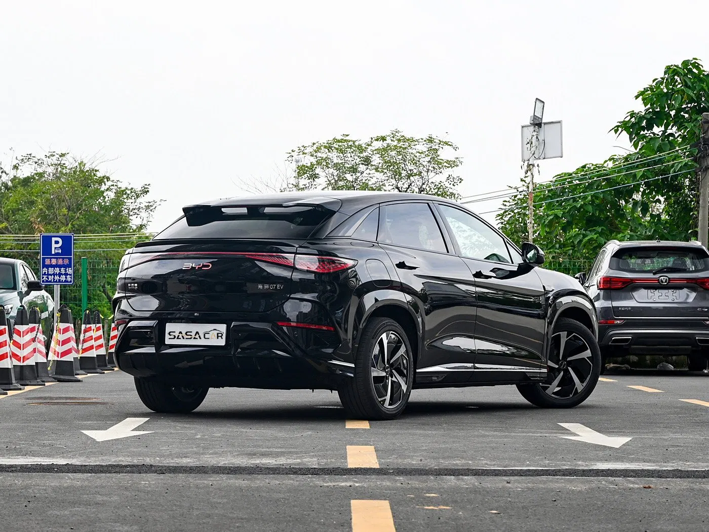 New Model New and Used Byd Sea Lion 07 EV Dual Motor Four Wheel Drive Pure Electric Medium-Sized-SUV