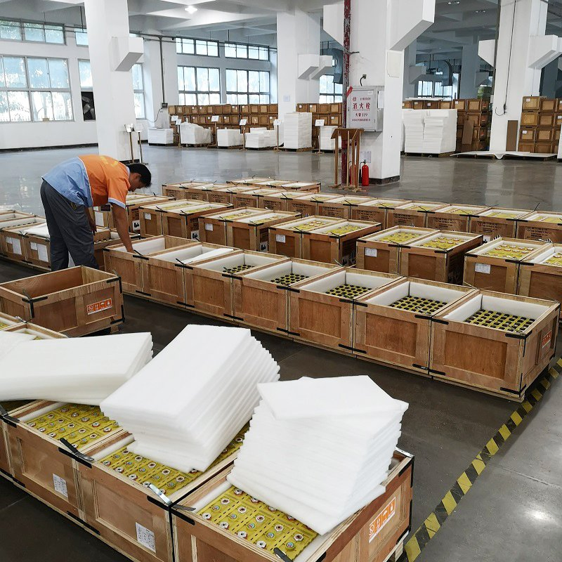 Winston Thurdsky 12V 700ah Lithium Ion LiFePO4 Battery Cell for RV Motor Home Forklift EV Conversion Batteries