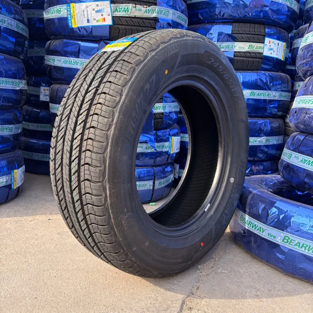 Silent-Luxury passenger car tire for premium EVs