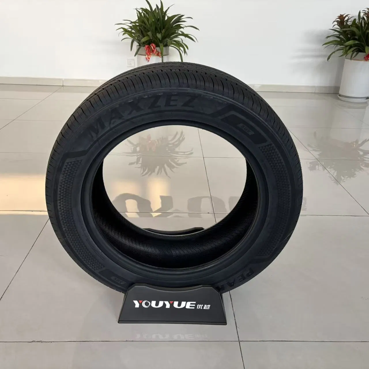 Ys716 SUV Tire Engineered for Premium Driving Experience and Safety