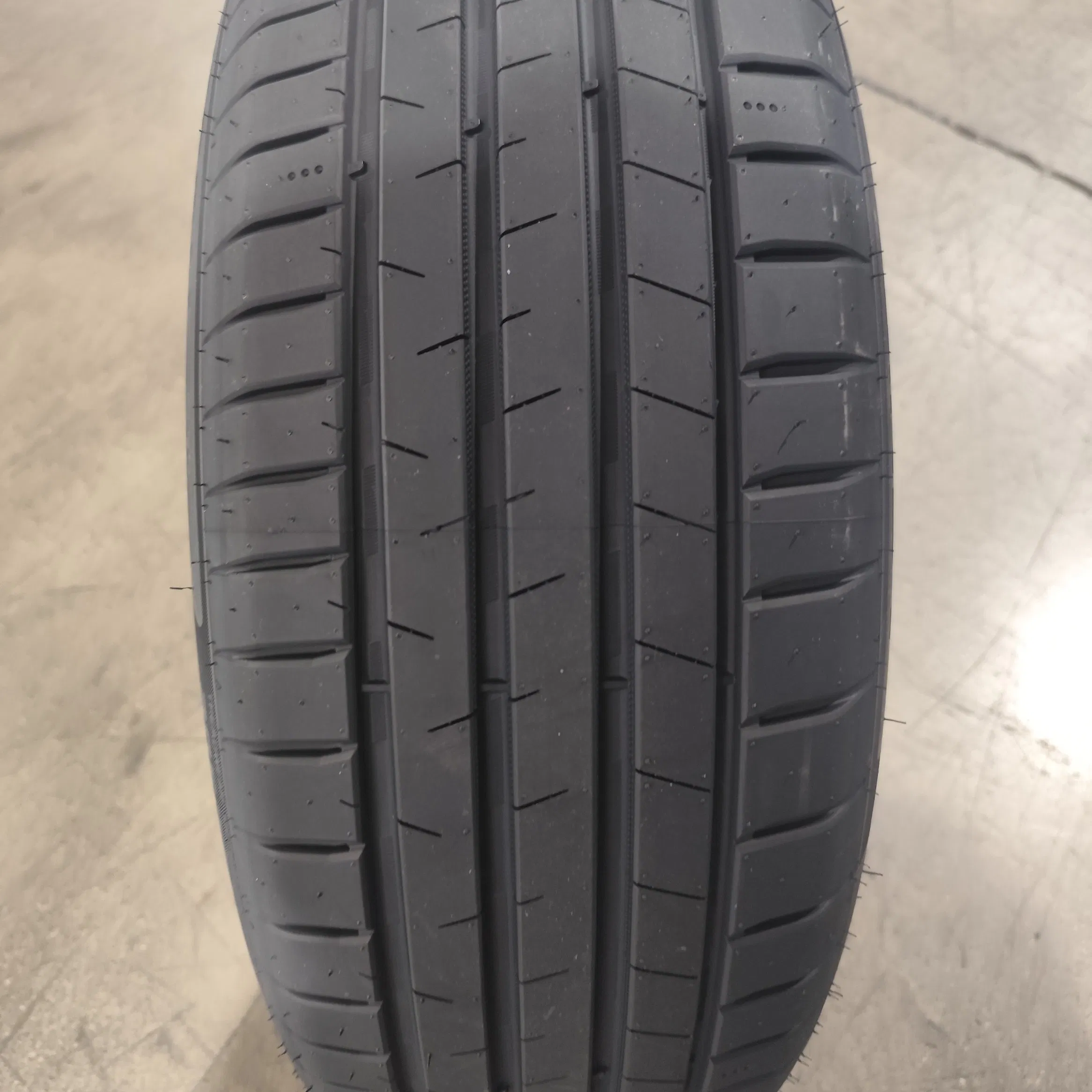 Dovroad Y106 Premium Silent Comfort Tire with Noise-Reducing Grooves for a Quiet Cabin Experience Tire