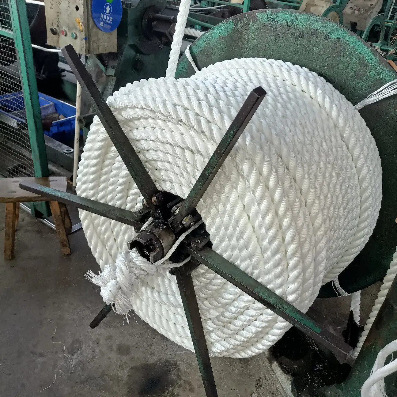 PP/PE Polypropylene Tugboat Hmpe Hemp Metallic Hollow Core 12mm UHMWPE Towing Rope