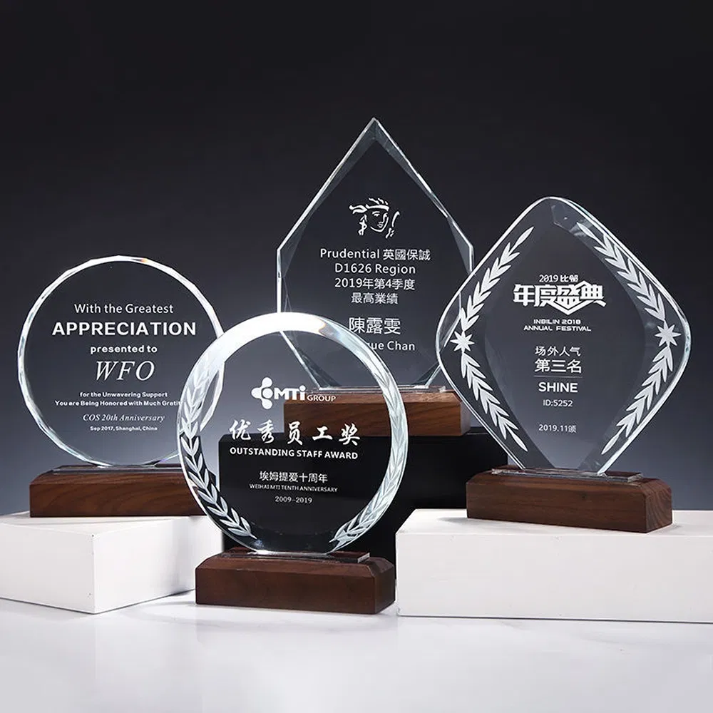 Custom Size Crystal Glass Cube Trophy on Wood Base for Dealer Incentive