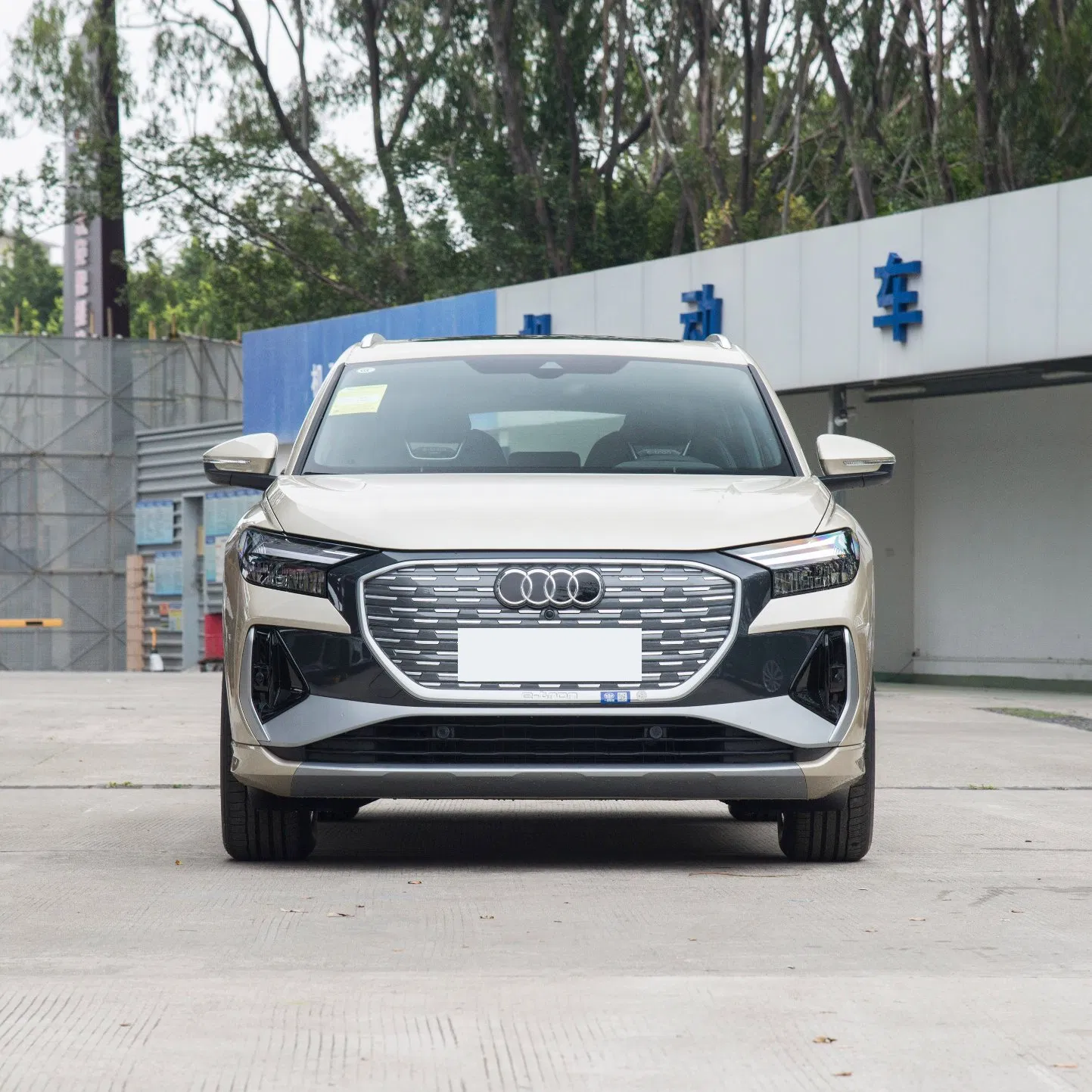 Audi-Audi Q4 E-Tron 50 Electric Vehicle 5 Doors 5 Seats Used EV Factory Price New Energy Car