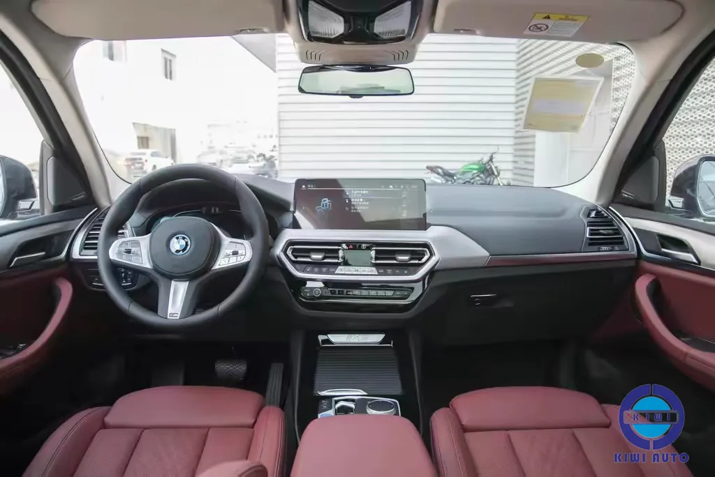 BMW IX3 Seats