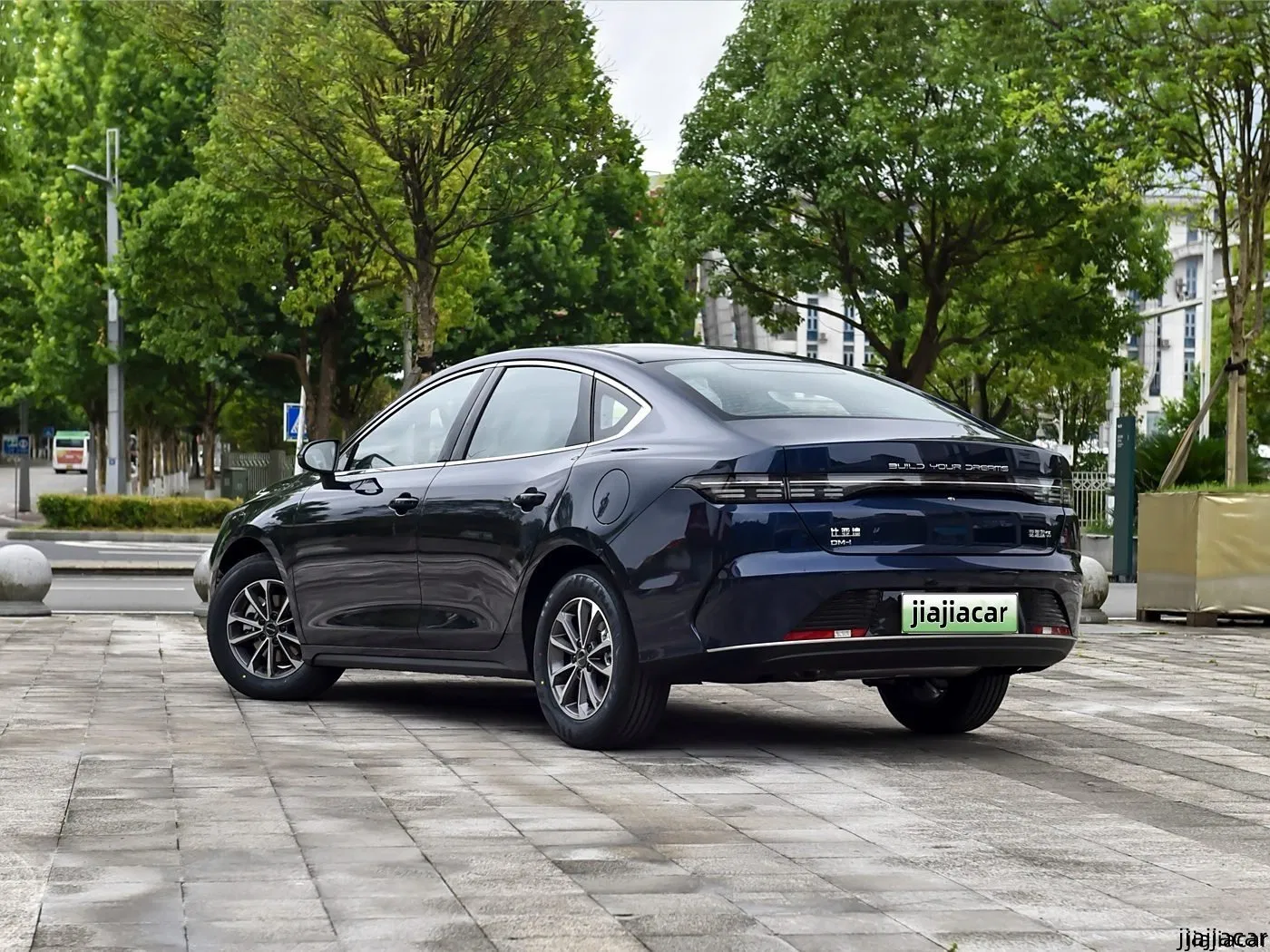 Byd Destroyer 05 - Luxury Phev Car with 120km Flagship Performance