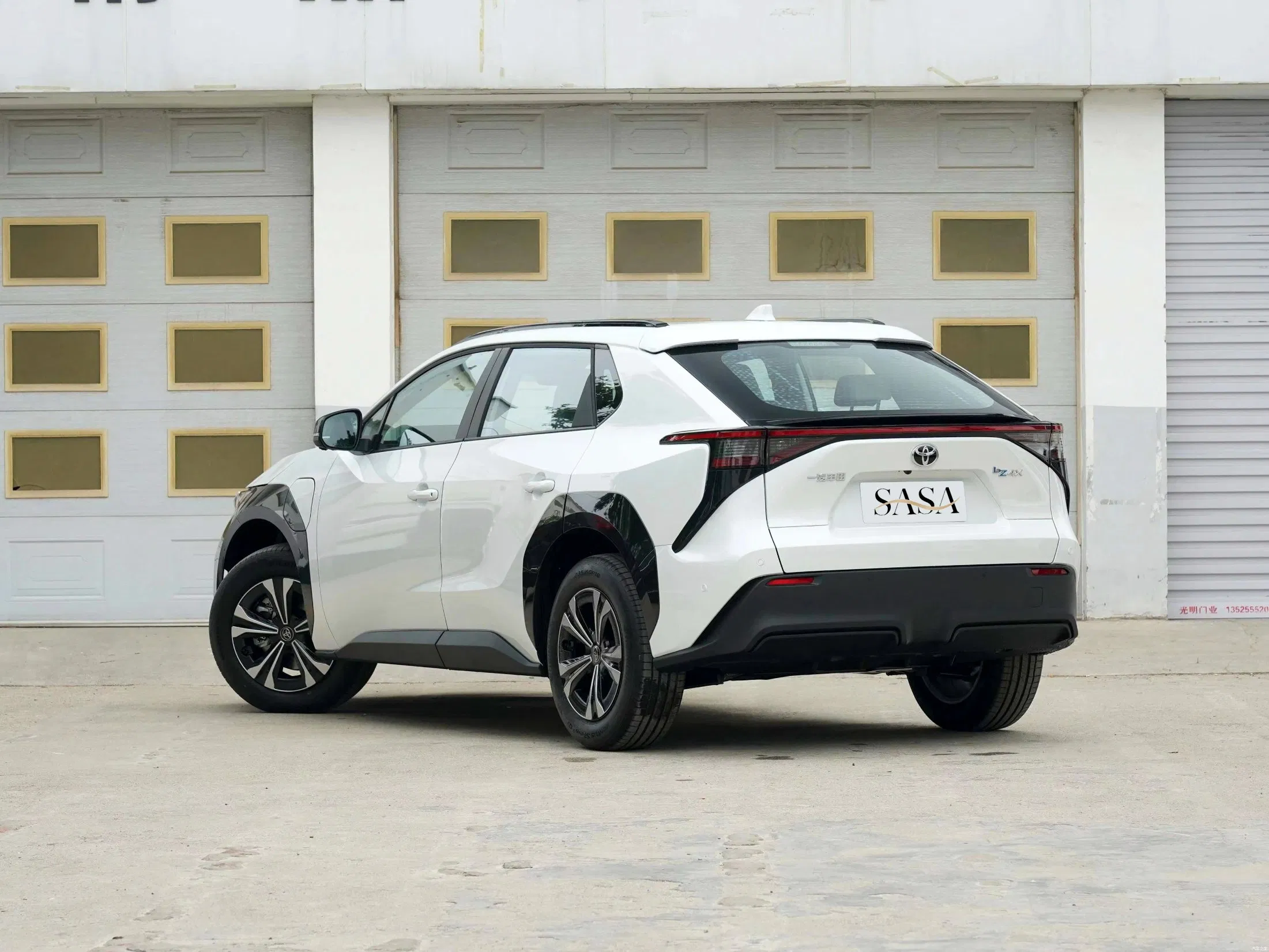 Used Toyota Bz4X EV Car Compact SUV Used Car Toyota Cruise Range with 400km Made in China Used Car for Sale