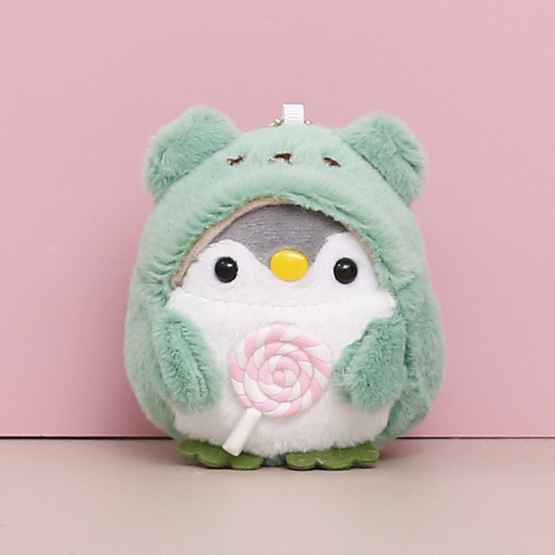 Plush toy penguin keychain