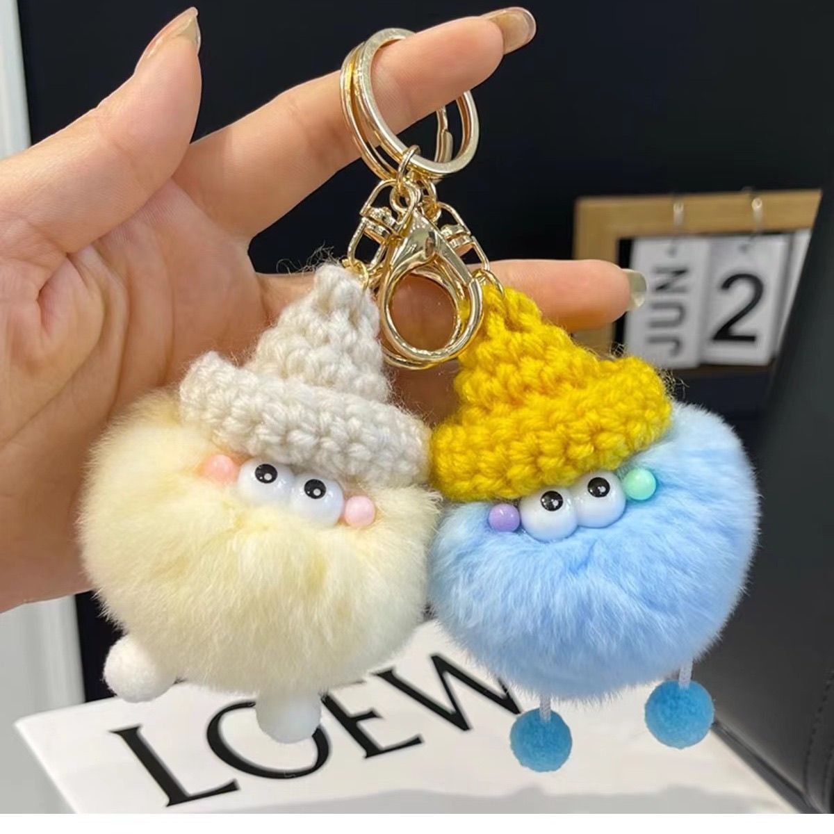 New Cute Coal Ball Plush Keychain Small Hanging Plush Doll Car Bag Accessory Keychain Pendant Solid Plush Toy Keyring Keychain