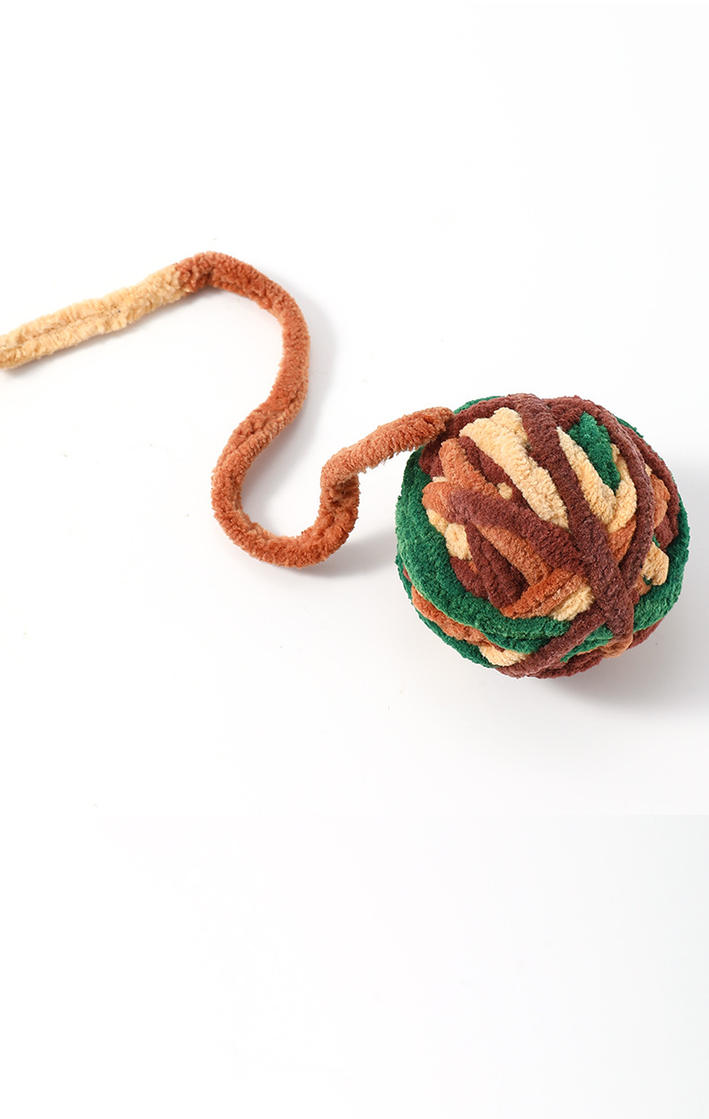 Cat Toy Ball Detail 1