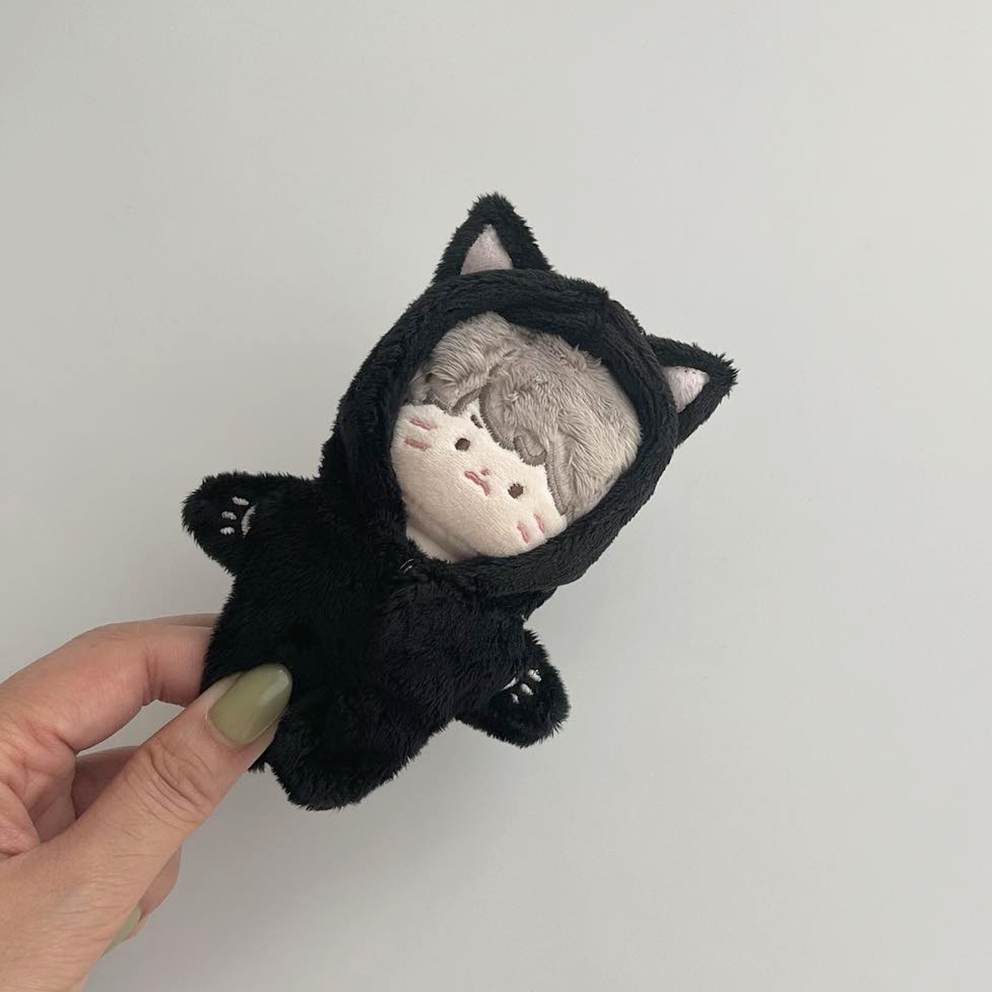 Customized 10cm Mini Plush Soft Toy Doll with Cute Character Design and Plush Keychain