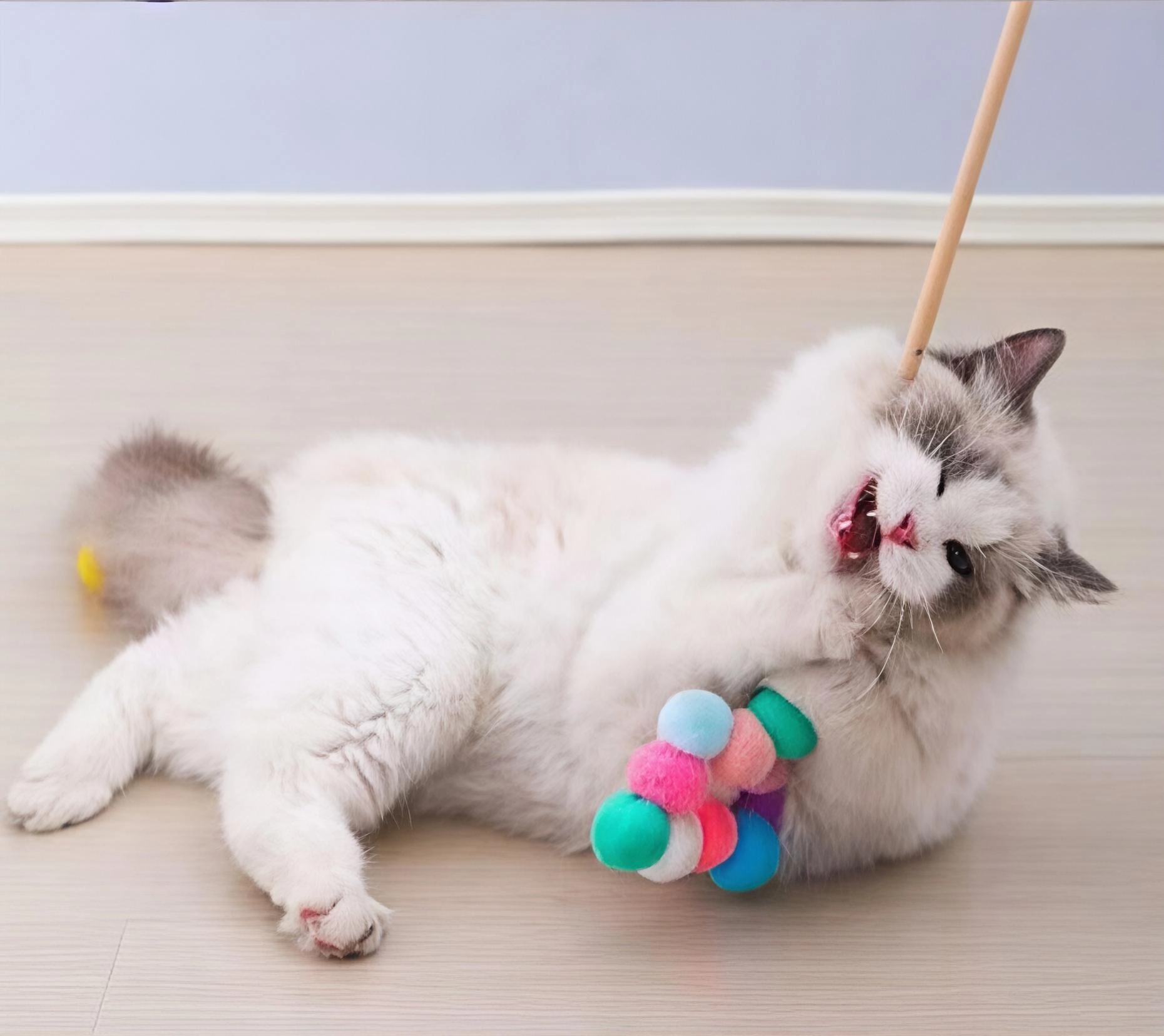 Cartoon Style Stocked High Elastic Polyester Plush Ball Colorful Handmade Soft Interactive Cat Toy Indoor Pet Playing