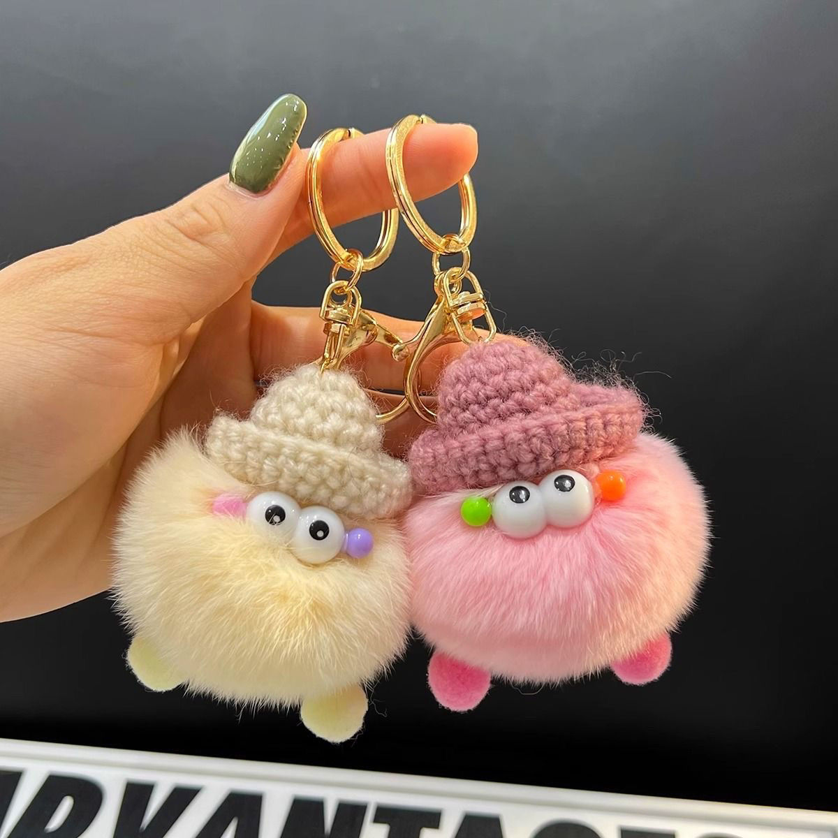 New Cute Coal Ball Plush Keychain Small Hanging Plush Doll Car Bag Accessory Keychain Pendant Solid Plush Toy Keyring Keychain