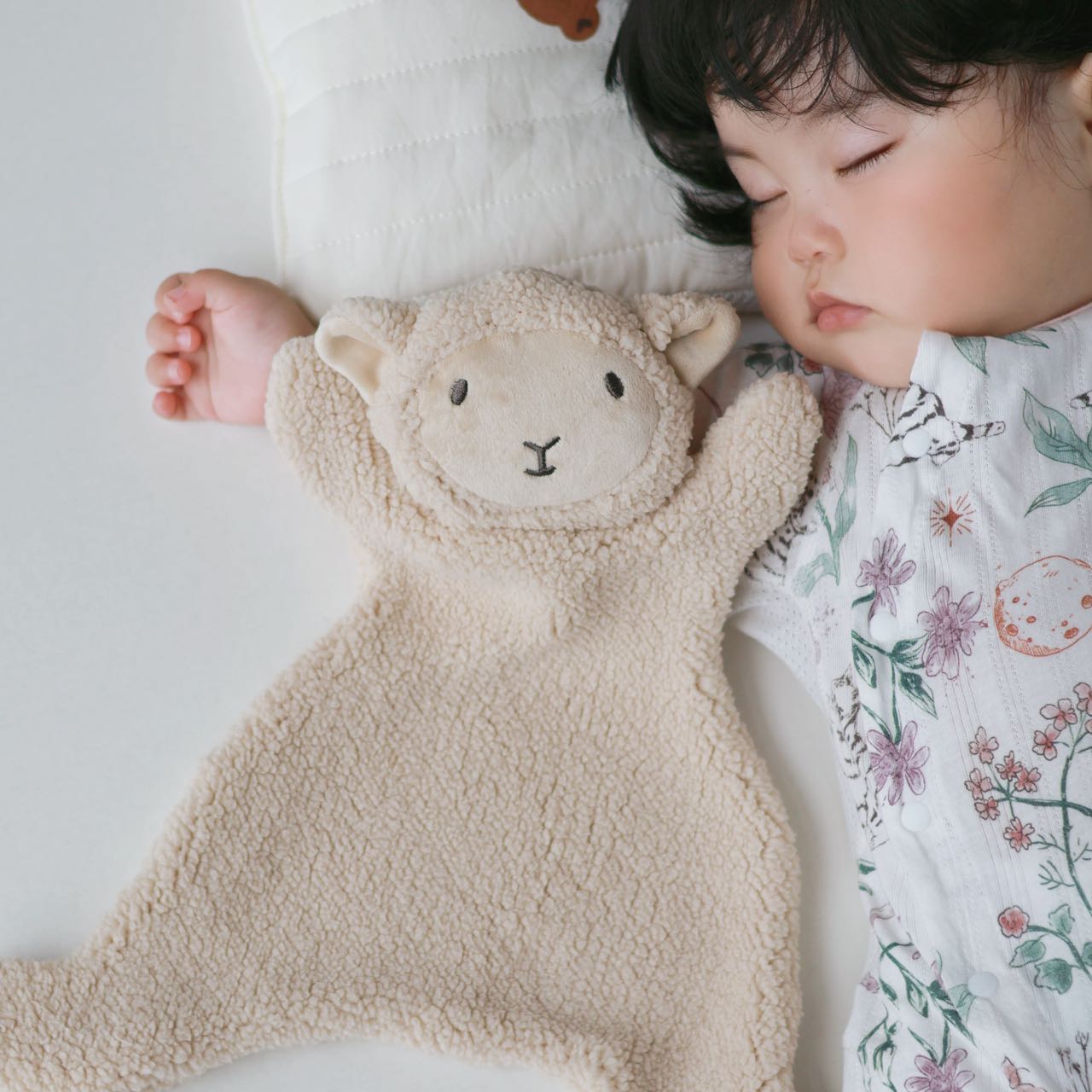 Best-Selling Soft Cotton Teddy Bear Plush Toy Comforting Sleep Cartoon Model Toy Fashion Doll for Baby Little Bear Doll
