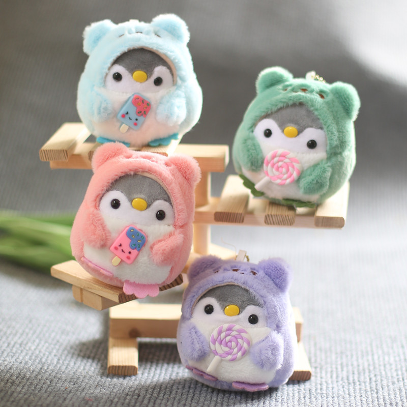 Plush toy penguin keychain