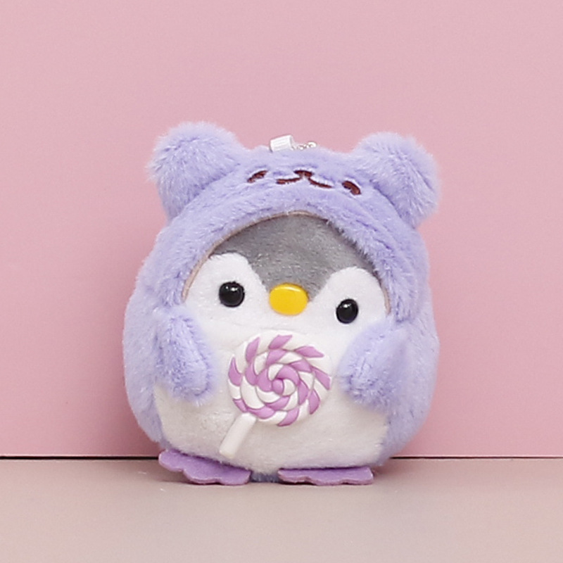 Plush toy penguin keychain