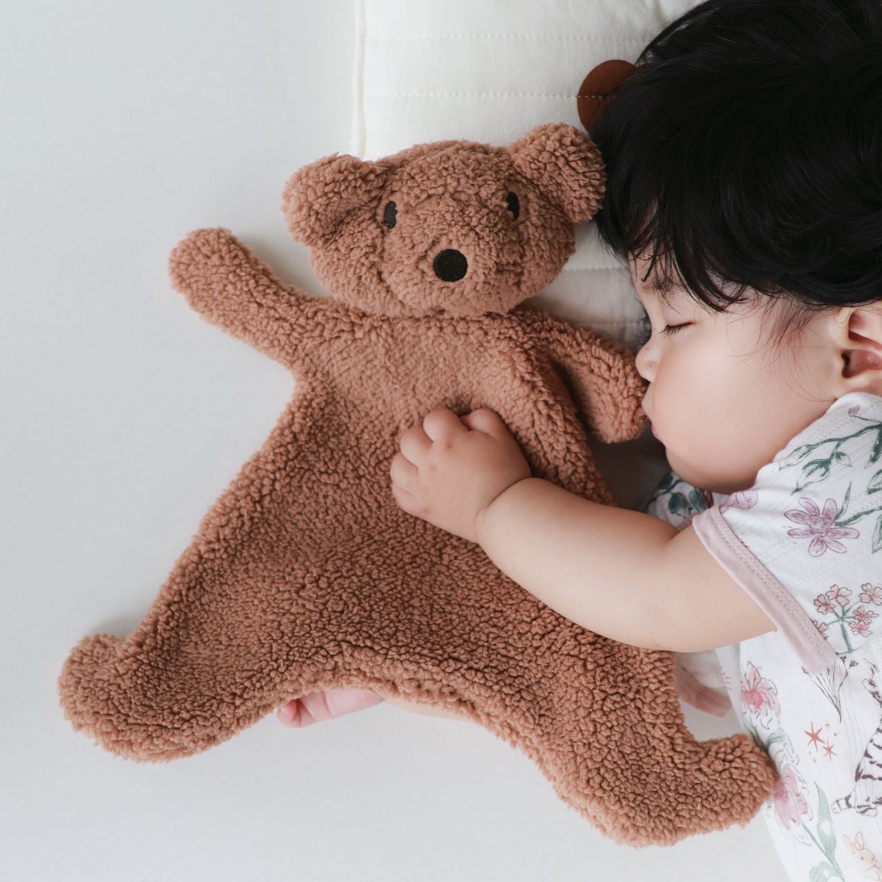 Best-Selling Soft Cotton Teddy Bear Plush Toy Comforting Sleep Cartoon Model Toy Fashion Doll for Baby Little Bear Doll