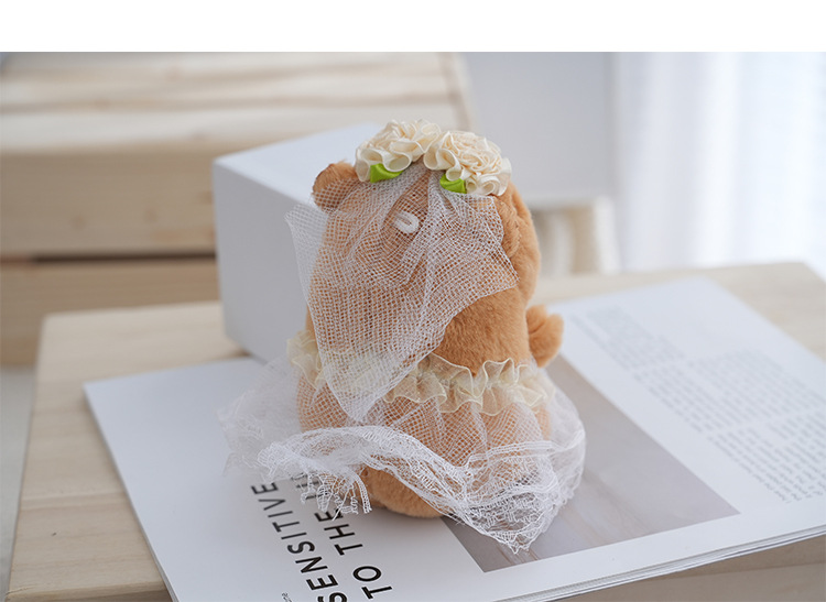 Cute Wedding Dress Capybara Keychain Stuffed Animals Toys Peluches Key Chain Couple Plush Keyring Toys Plushie Claw Machine Doll