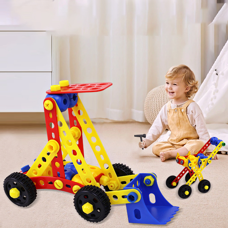 Factory Wholesale ON-U-MIND PP Material Large Particles Building Blocks Handmade DIY Car Engineering Board Games for Children